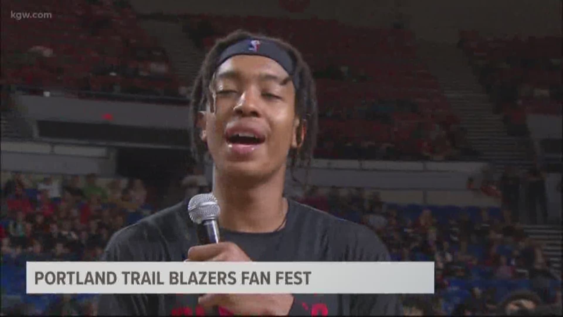 Damian Lillard made rookies sing at the Blazers Fan Fest, including a less than stellar performance by Moses Brown.