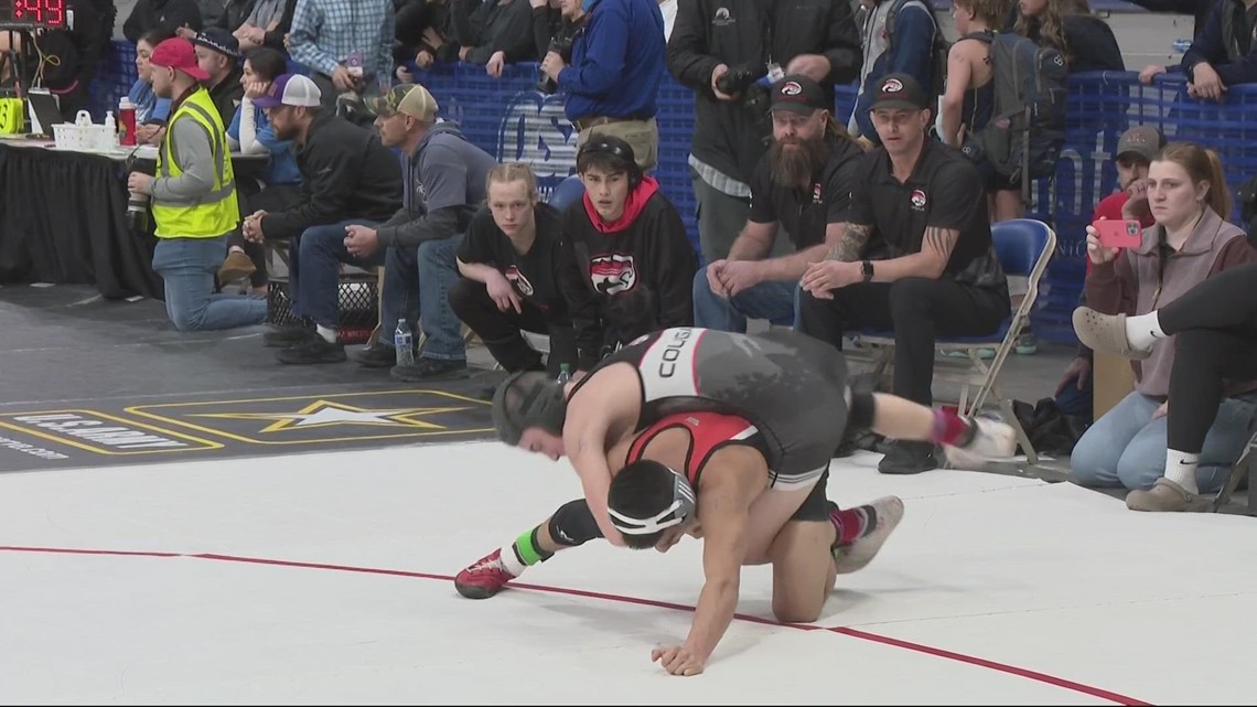 High school wrestlers help stranded drivers in Portland's snow - Vimarsana News