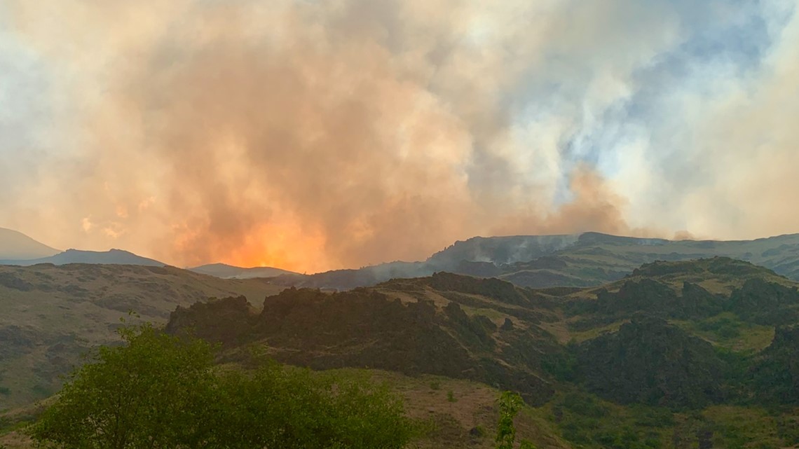 Officials fighting wildfire in Joseph Canyon - Vimarsana News