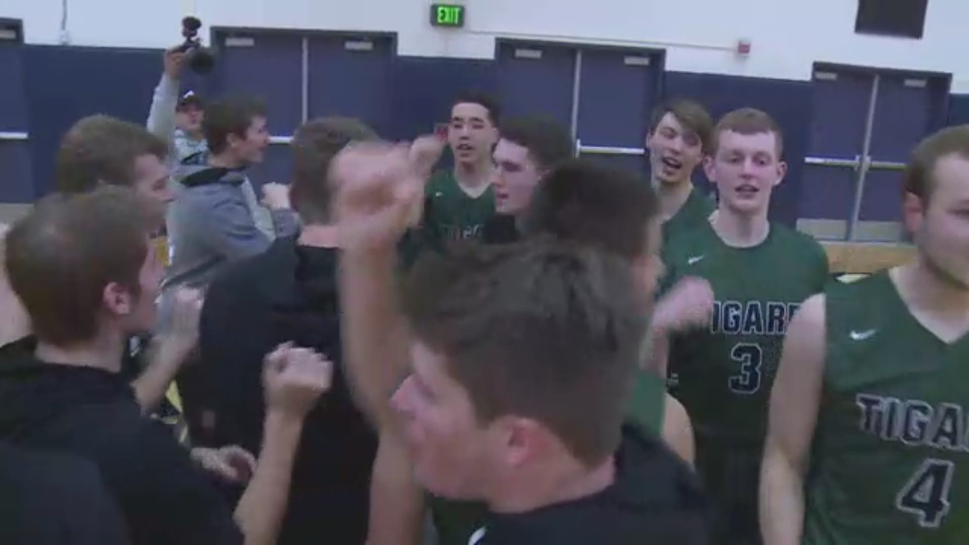 Highlights of the Tigard Tigers 2019 boys basketball team. Highlights were part of KGW’s Friday Night Hoops coverage. #KGWPreps