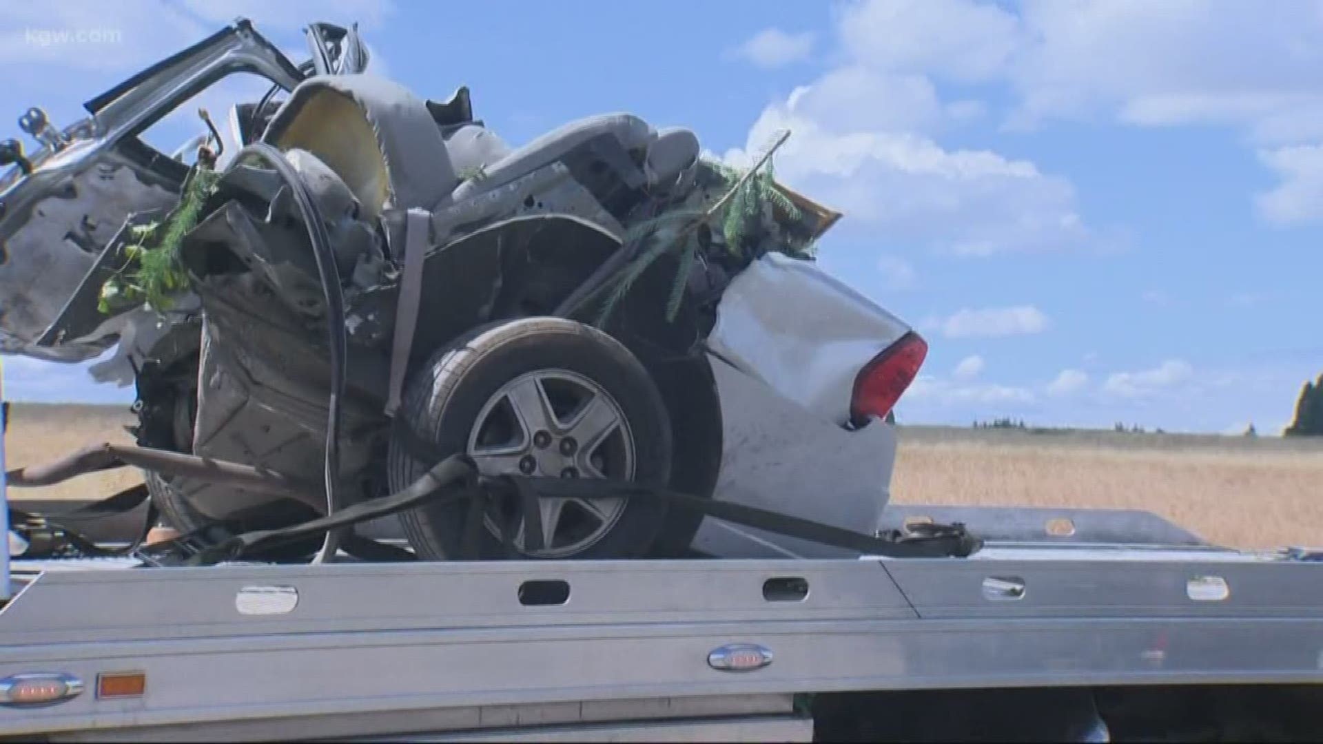 1 vehicle crash south of Canby kills 3, driver survives