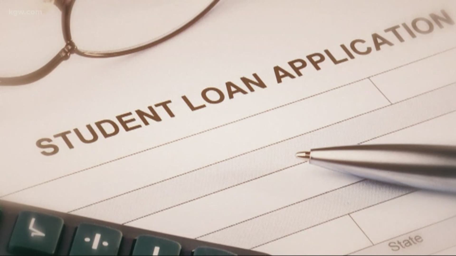 Will you still receive your student loans during the shutdown? We verify.