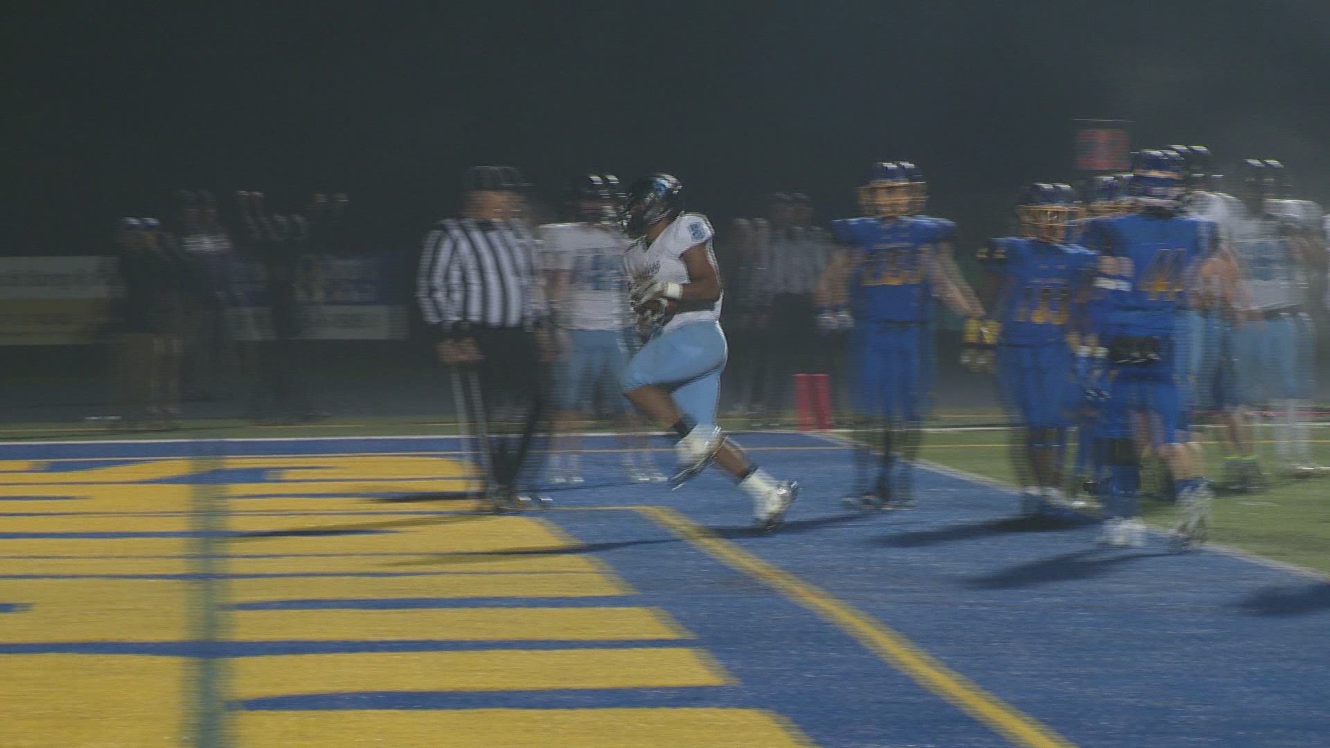 Highlights of Lakeridge's 51-40 win over Aloha in the second round of the playoffs. Highlights are part of Friday Night Flights with Orlando Sanchez.