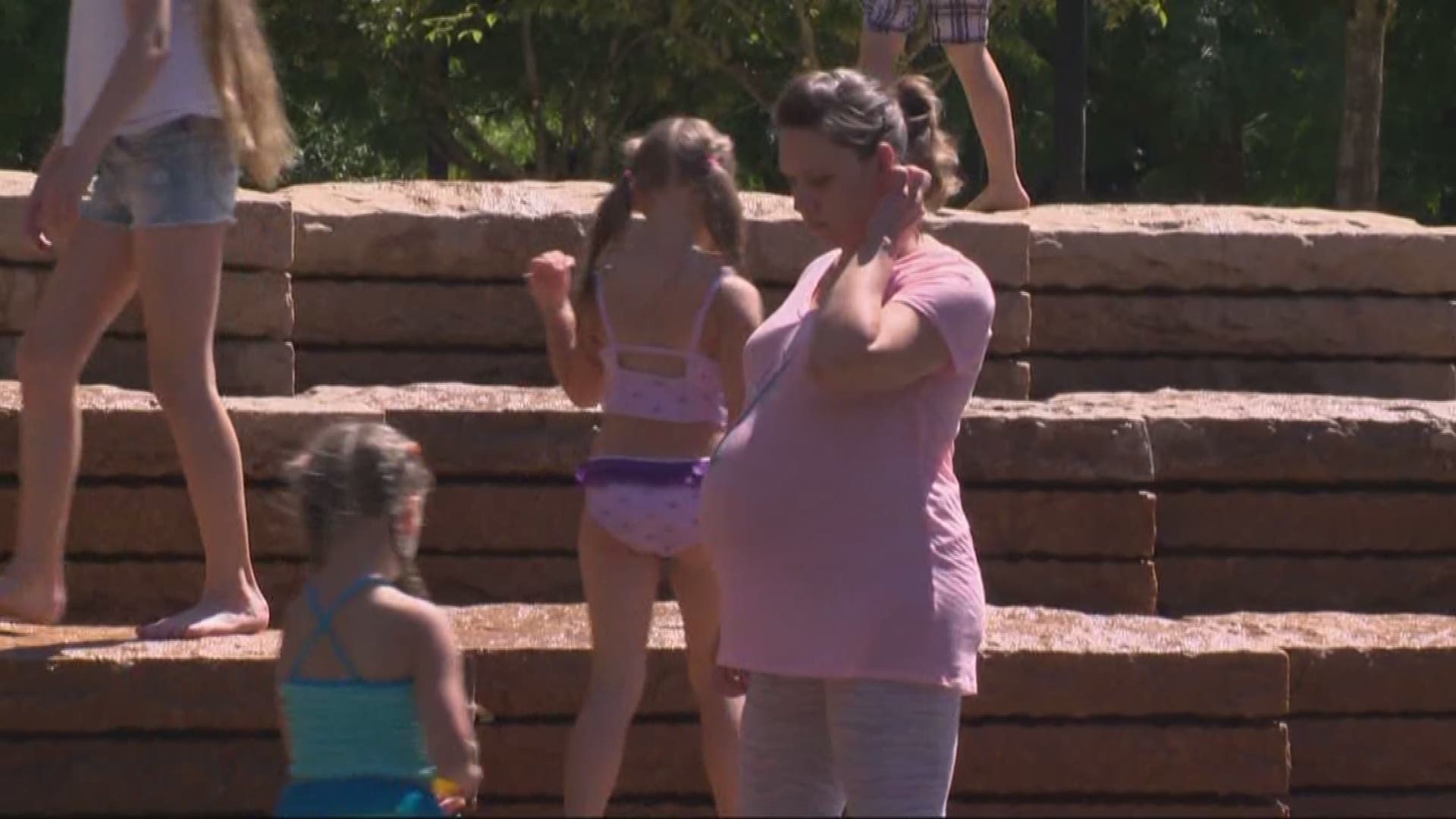 Watching out for expectant moms in the heat | kgw.com