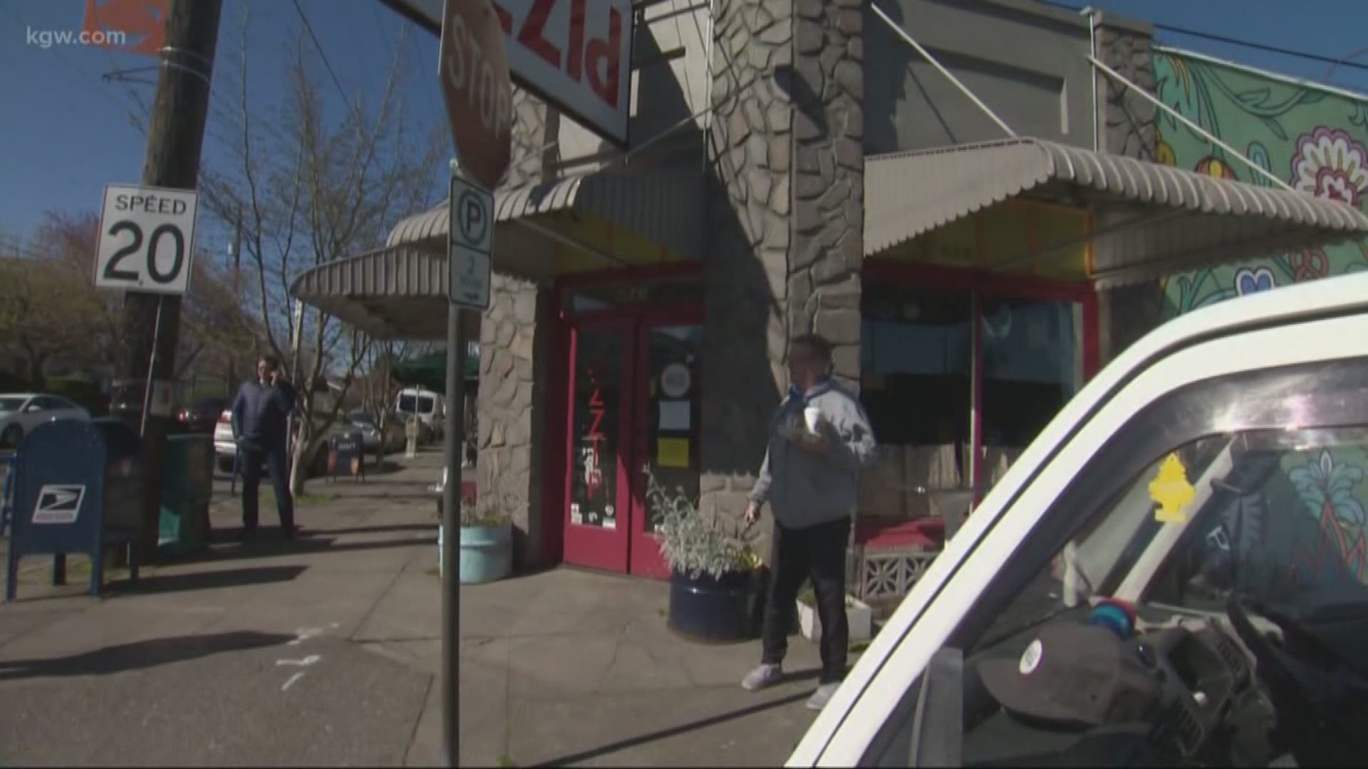 Cannabis, liquor stores offering curbside service | kgw.com