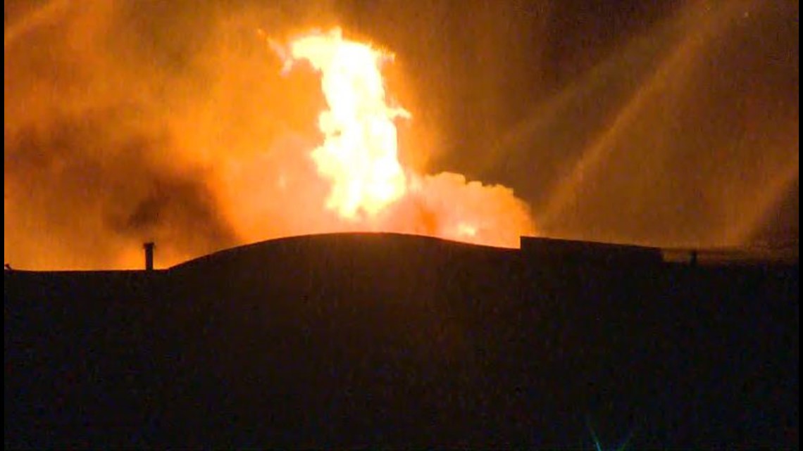 Massive fire burning at Oregon Pallet company in Salem