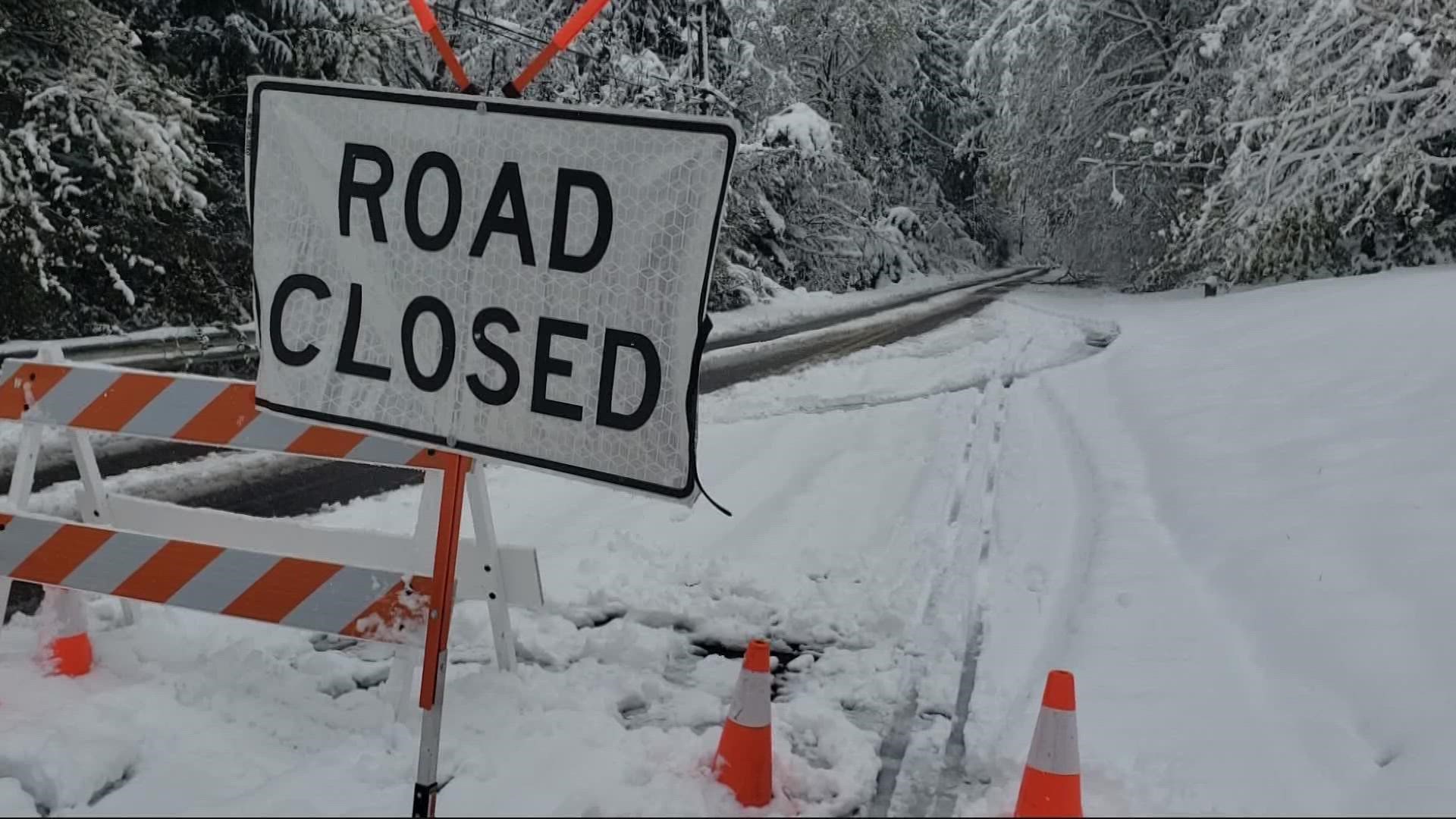 Northwestern US snowstorm takes aim in an early sign of winter