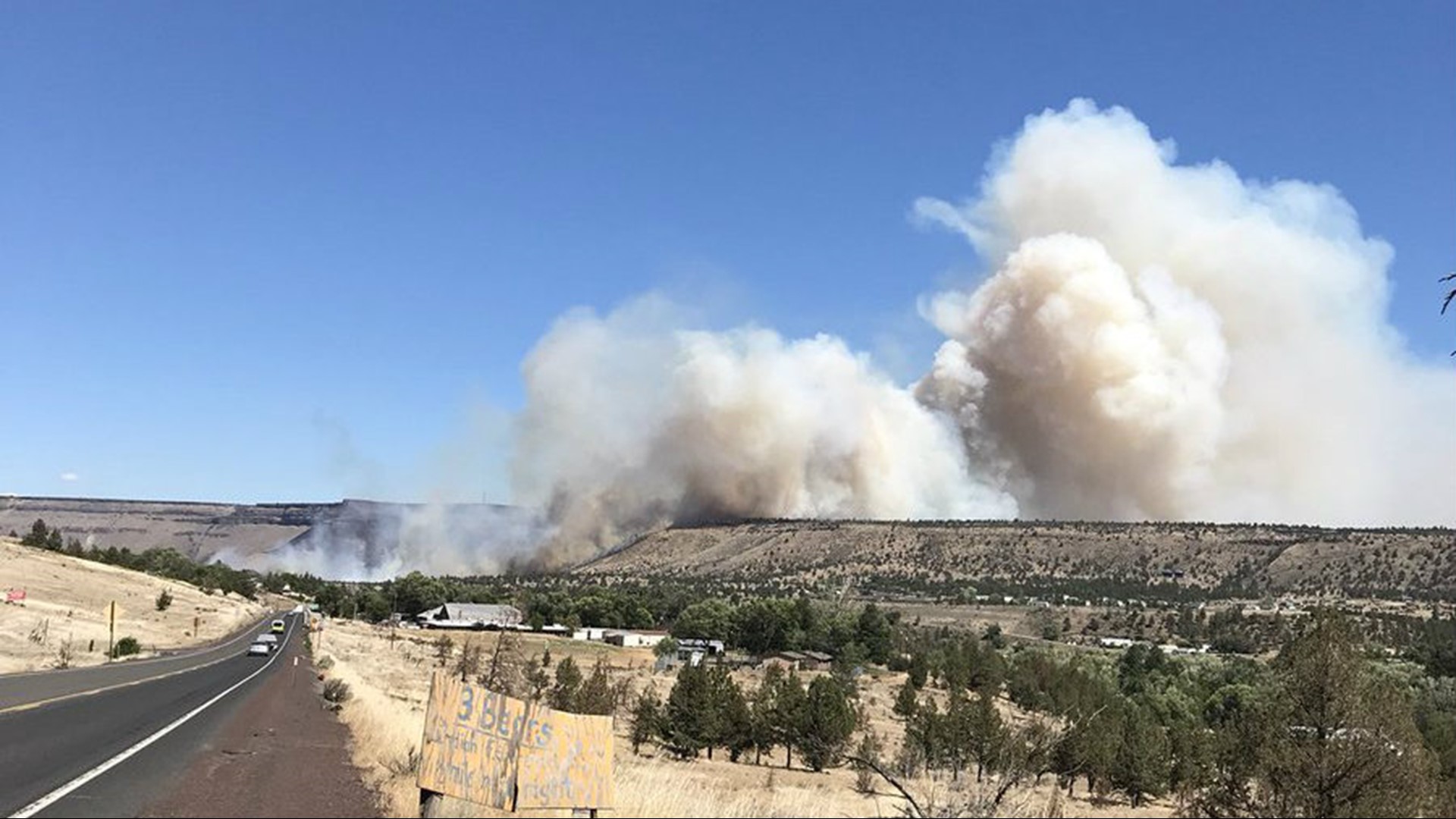 Photos Wildfire near Warm Springs