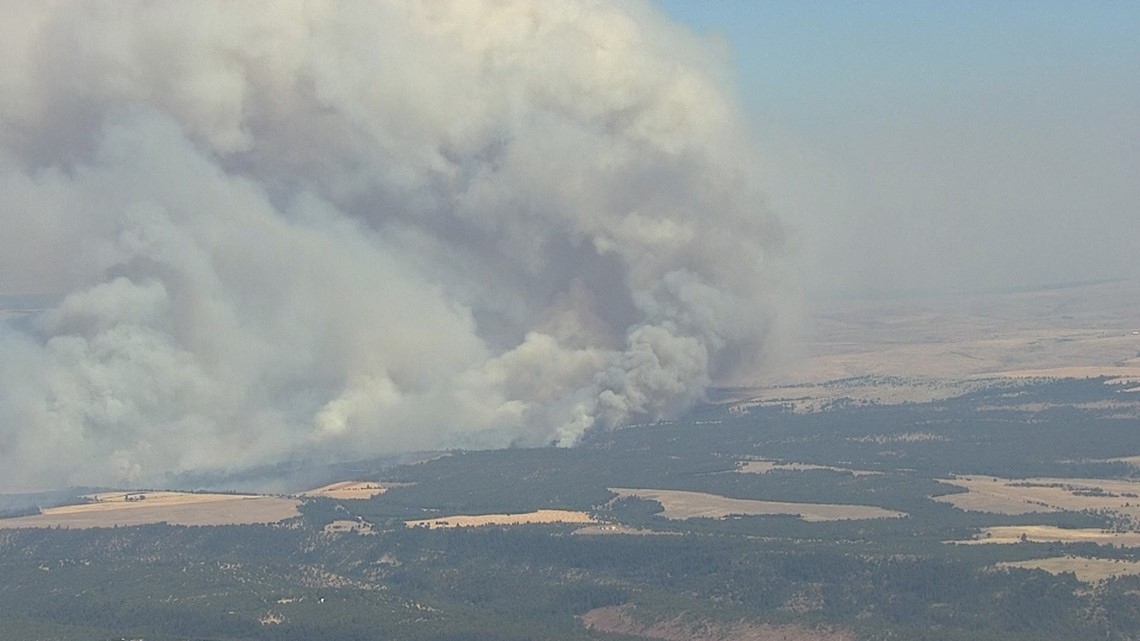 Photos Wildfire burns near Dufur