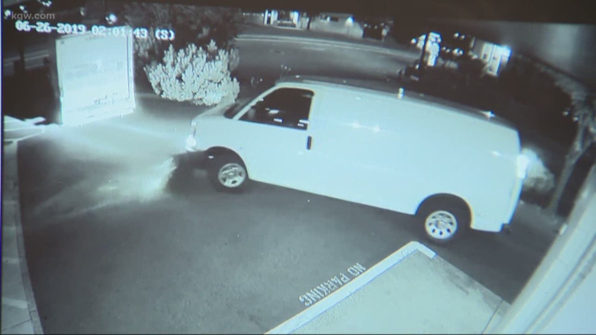 Surveillance video showed crooks stealing a box truck and food cart from a Southeast Portland business.