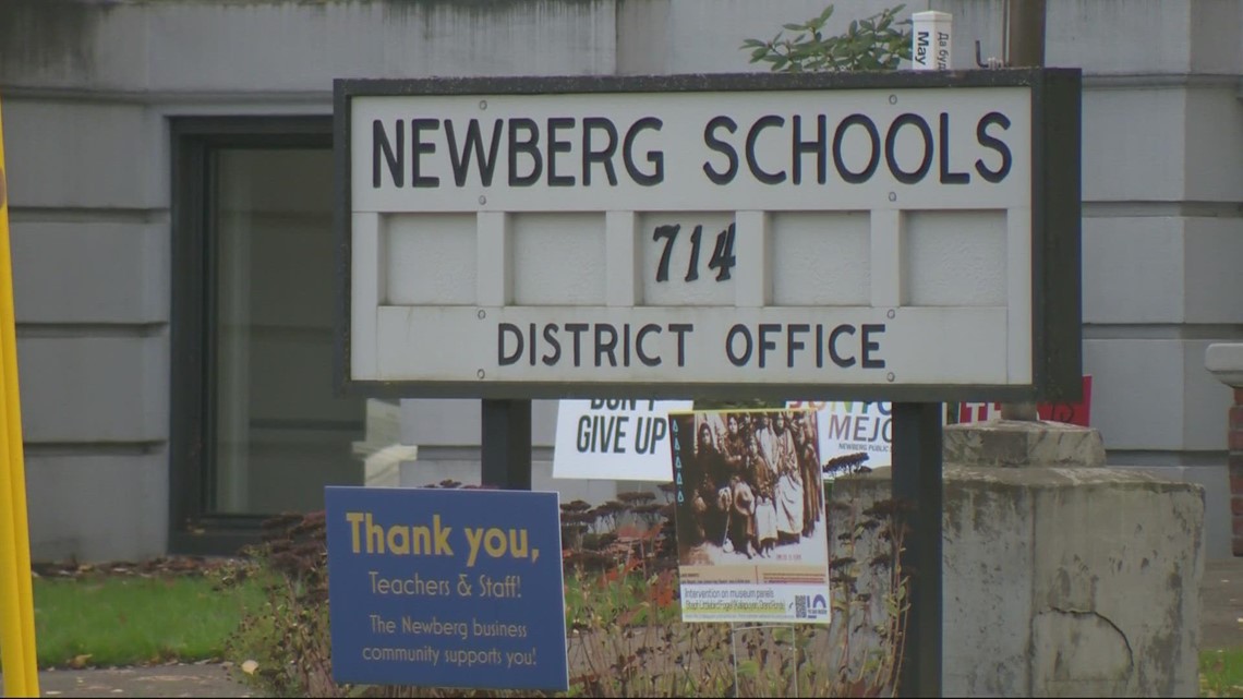 Newberg School District rescinds political display ban to settle lawsuit