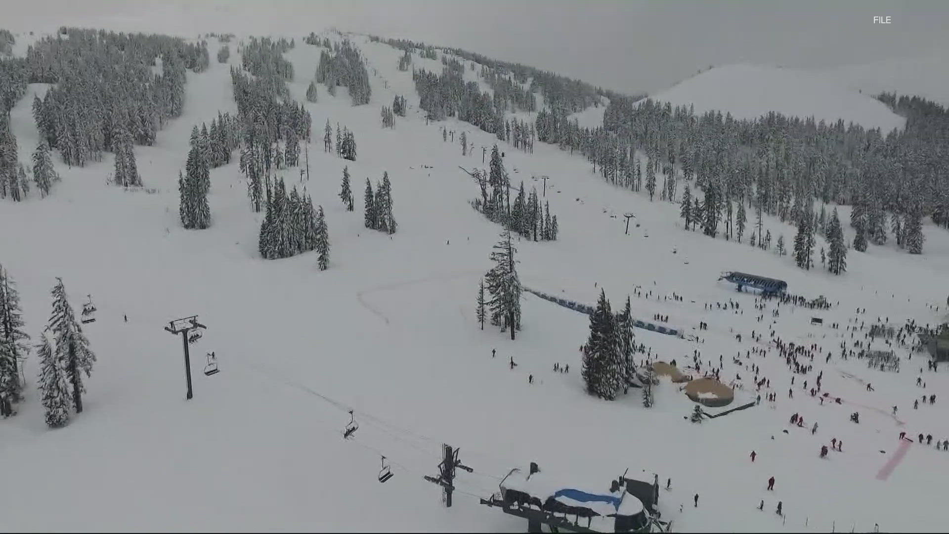 Washington man dies in tree well accident at Mt. Bachelor | kgw.com