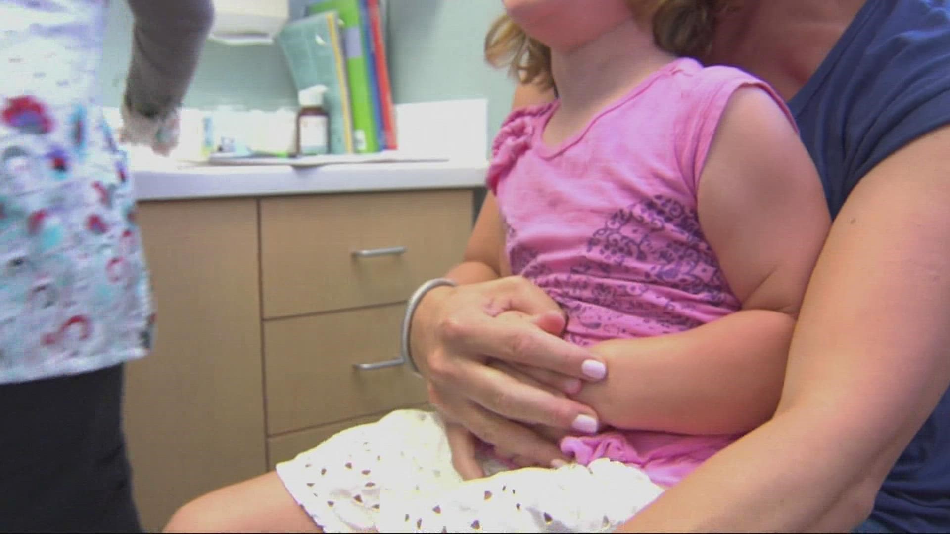 As soon as next week, kids between the ages of 6 months and 5 years may be rolling up their sleeves for a COVID shot. KGW’s Mike Benner has the story.