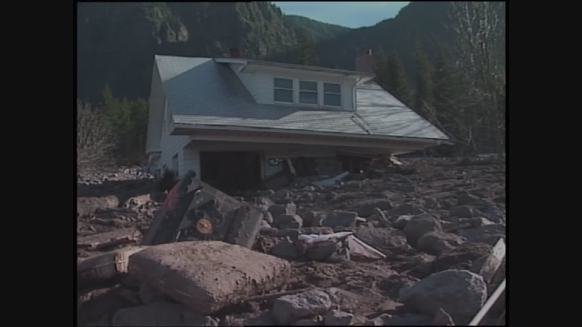 Fire destroys historic 'Landslide House'
