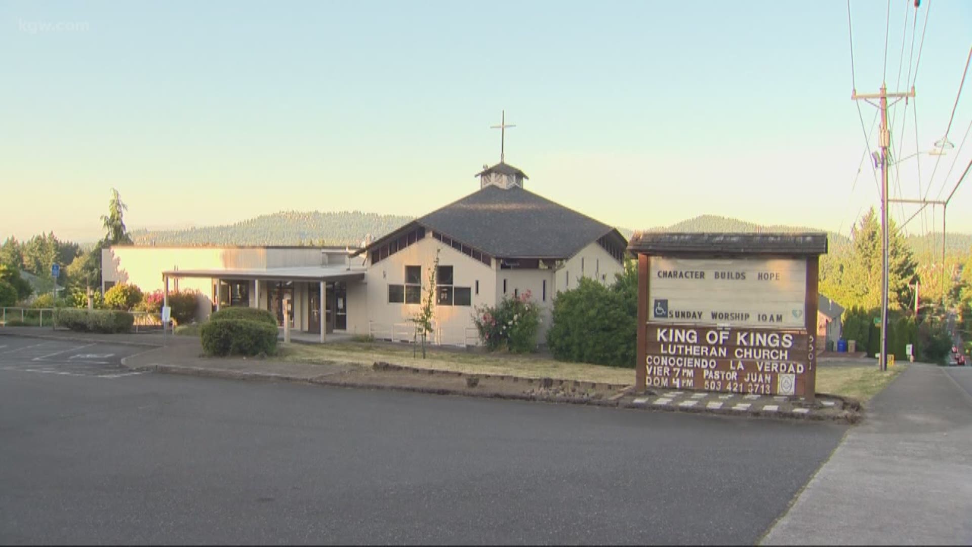 Neighbors reject proposed plan that would allow overnight parking to the homeless at Oak Grove Church.