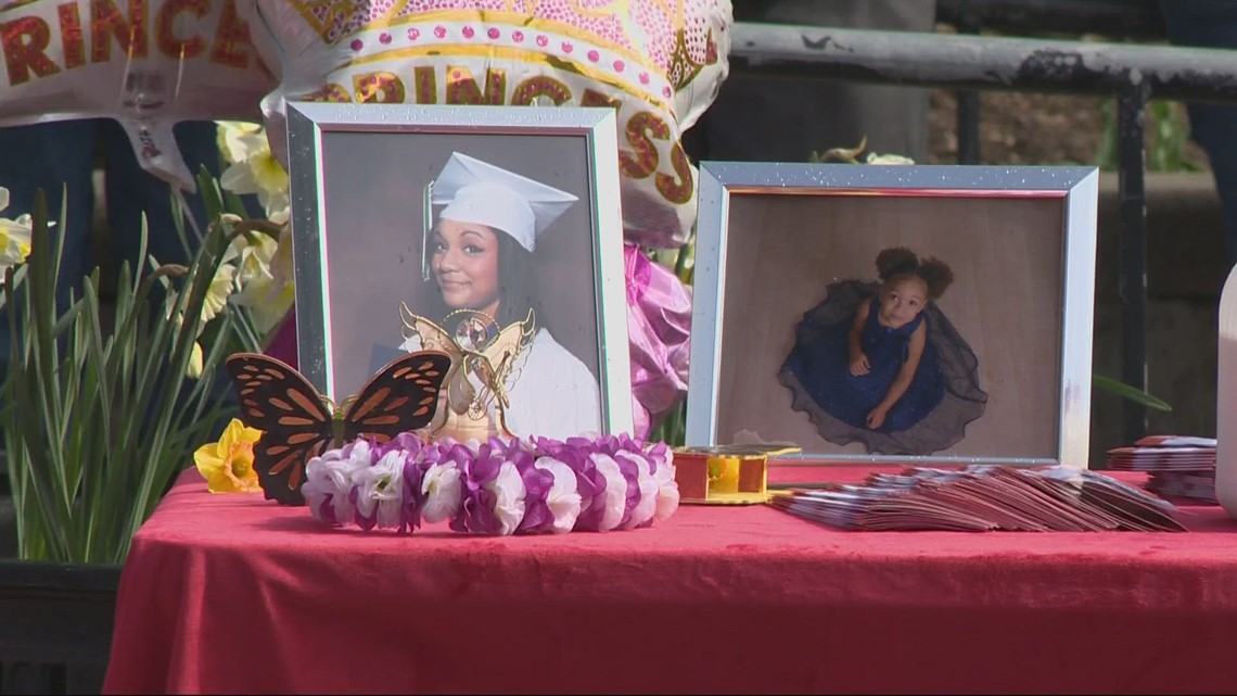 Community vigil for Vancouver mother and daughter - Vimarsana News
