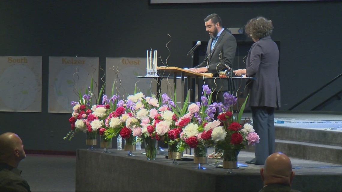 Vigil held for 7 victims killed in I-5 crash - Vimarsana News