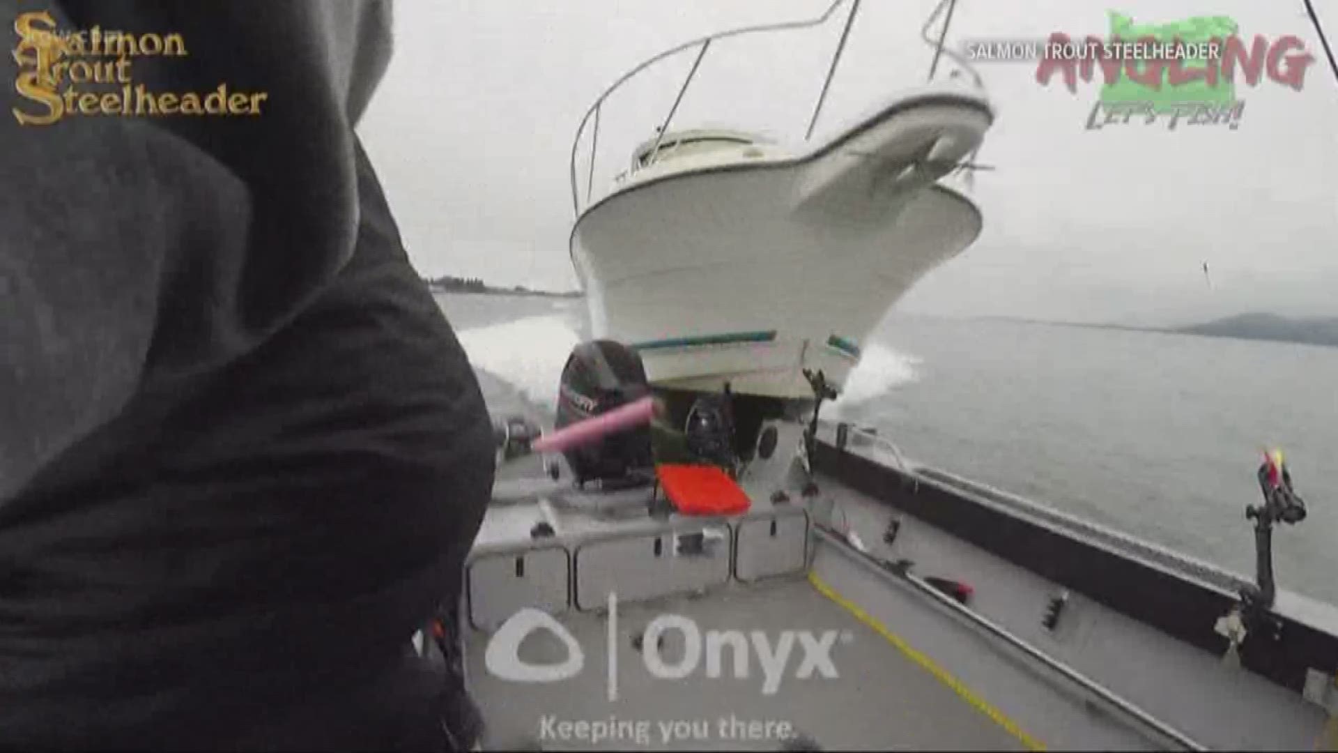 Video shows 3 jumping from boat on Columbia River before collision