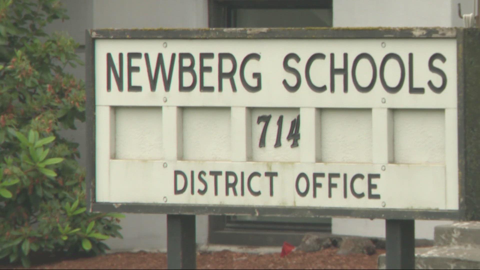 The superintendent of Newberg-Dundee Public Schools departs in the middle of a multi-million-dollar budget crises with parents calling for his resignation.