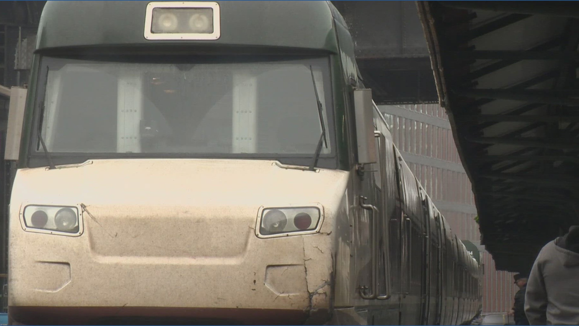 Person hit, killed by Amtrak train in Clackamas | kgw.com