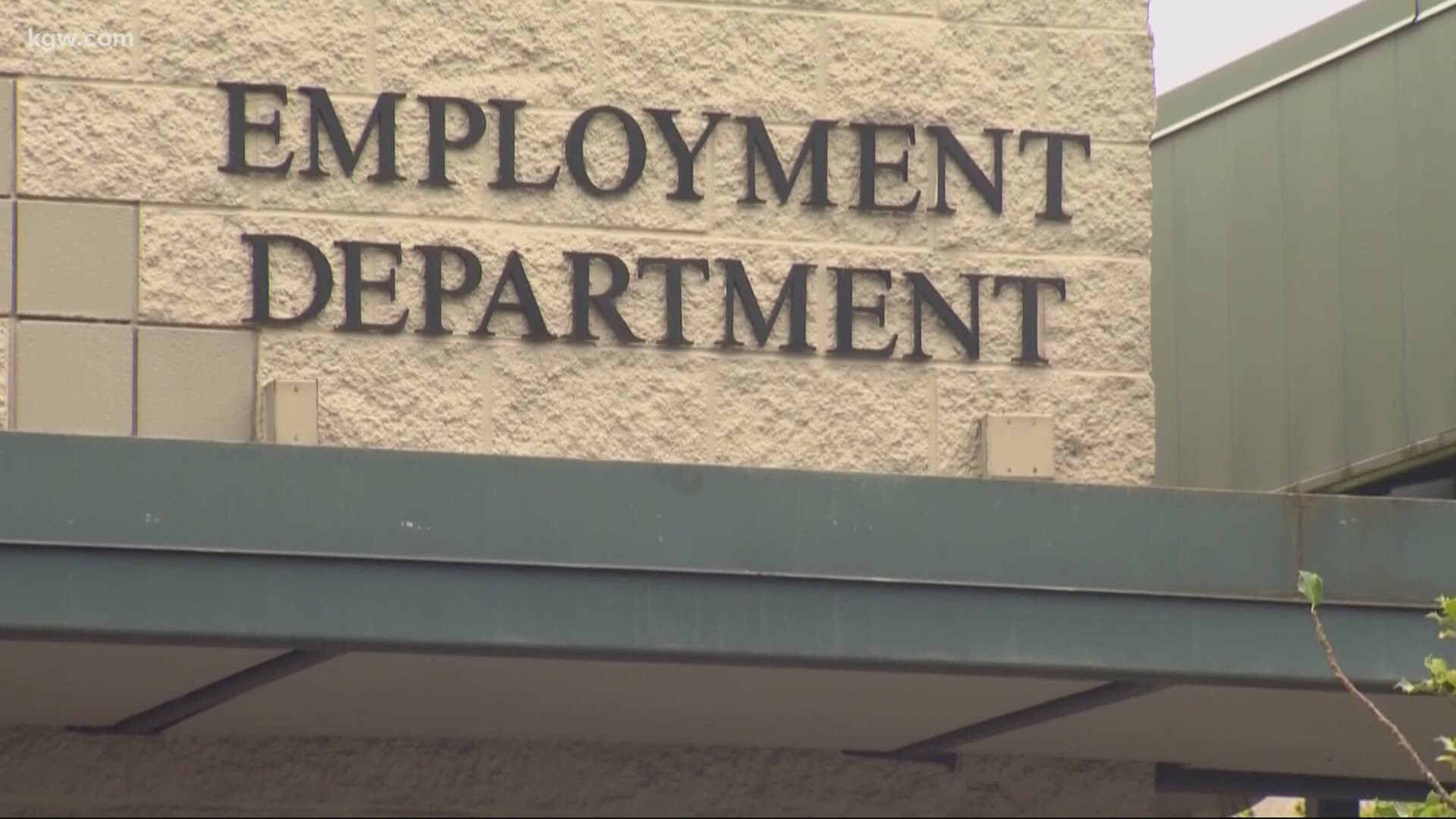 Will Oregon waive the unemployment waiting week? After a promise early in the pandemic, the waiting week hasn’t been waived.