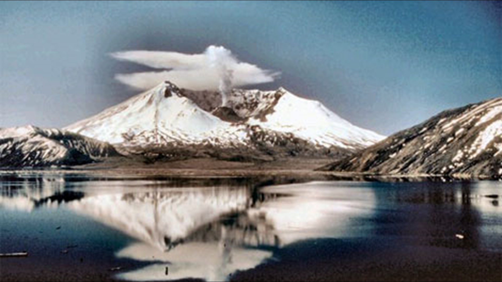 Highway near Mount St. Helens reopens after severe weather