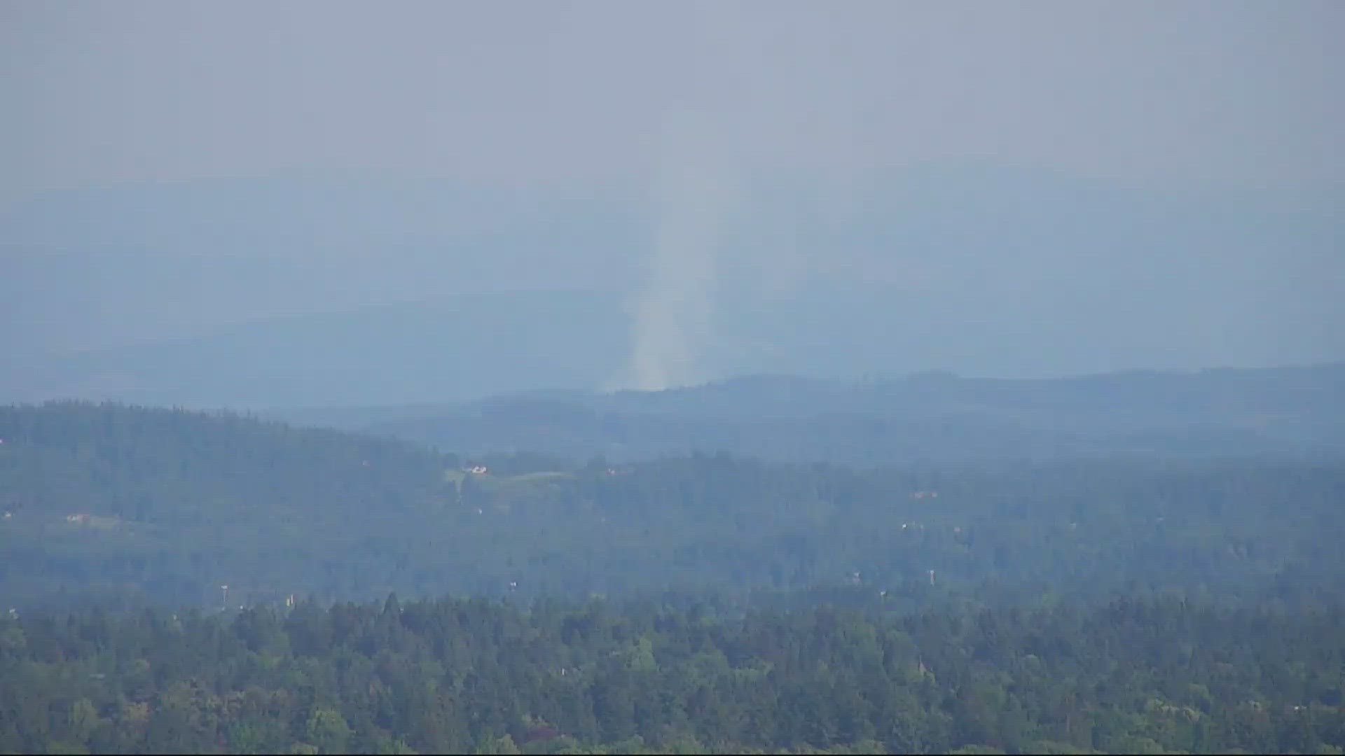 Clackamas Fire officials issued a Level 2 evacuation notice for anyone within a half mile radius of the fire near Beavercreek.