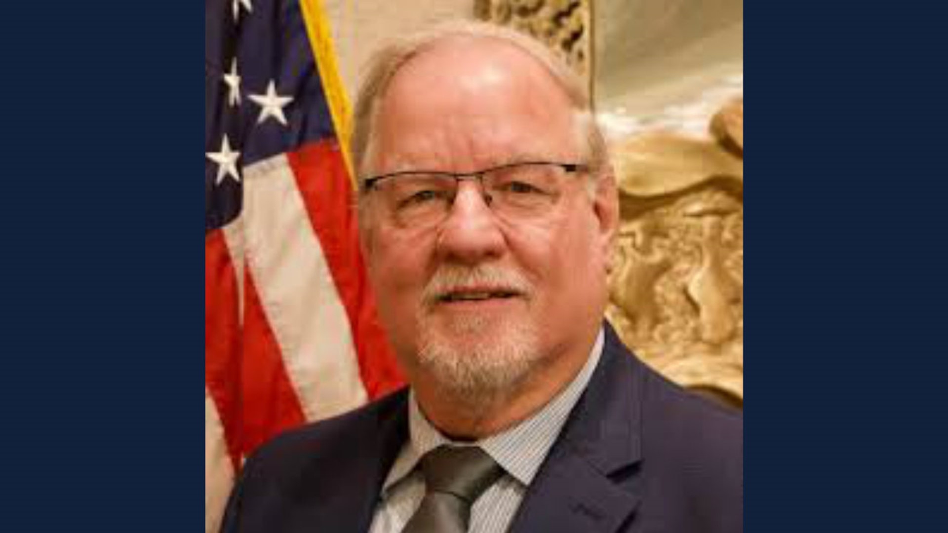 Newport, Oregon's mayor, two others injured in coast plane crash