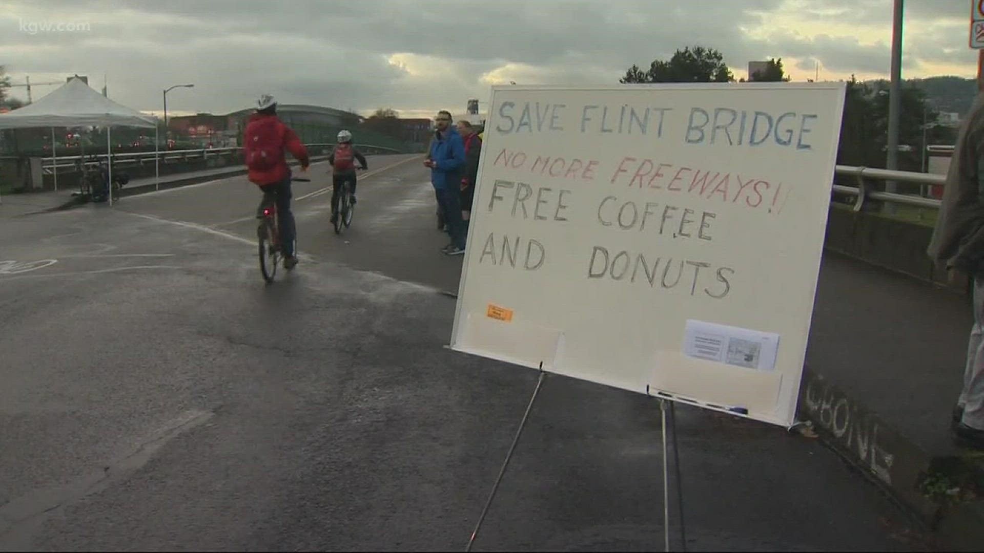 Bicyclists lead protest against I-5 Rose Quarter expansion