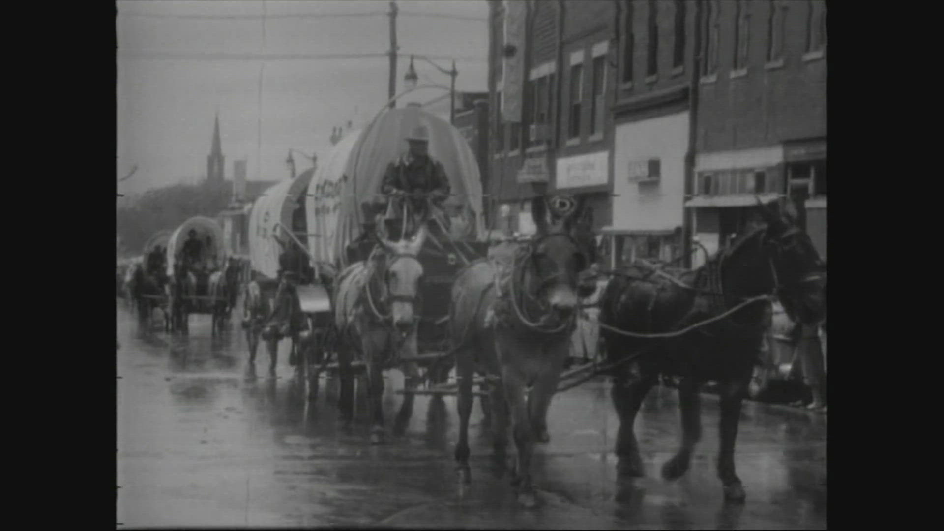 Valentine's Day this year is also Oregon's 166th year as a state. Back in 1959, the city held a massive celebration of the state centennial, complete with wagons.