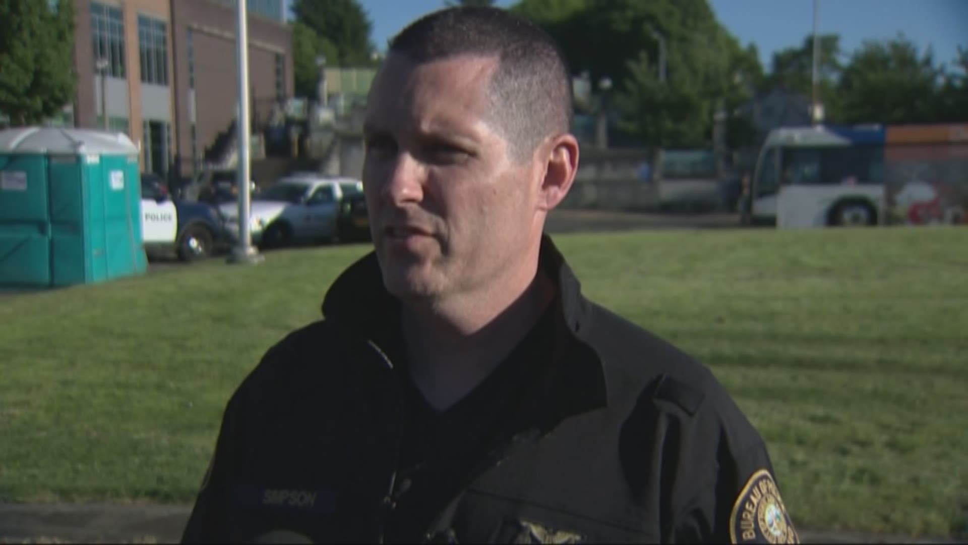 Portland police give update on fatal MAX train stabbing