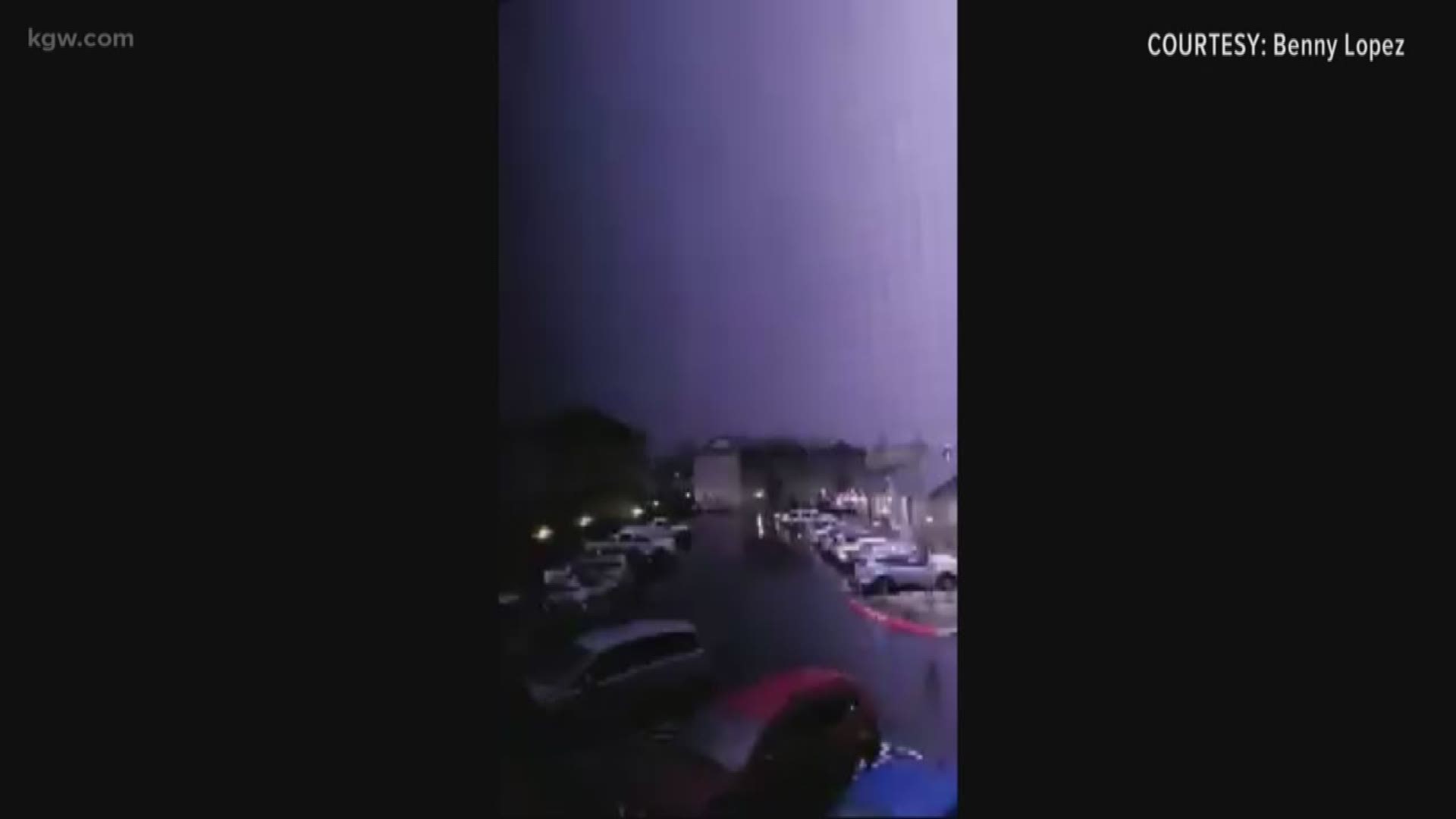 Dramatic lightning and thunder in Portland