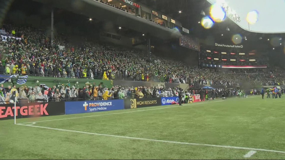 Timbers fans pack Providence Park for MLS Cup final match