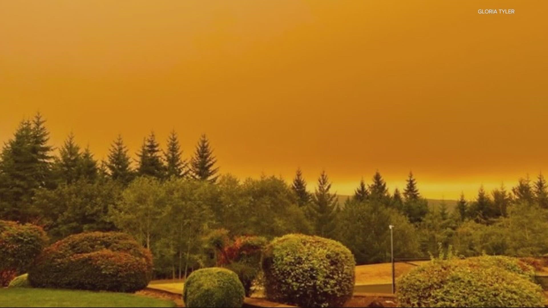 The Oregon Department of Environmental Quality said Portland air is rated ”moderate,” but air in Oakridge, near the big wildfire, is rated “hazardous.” Here’s how yo