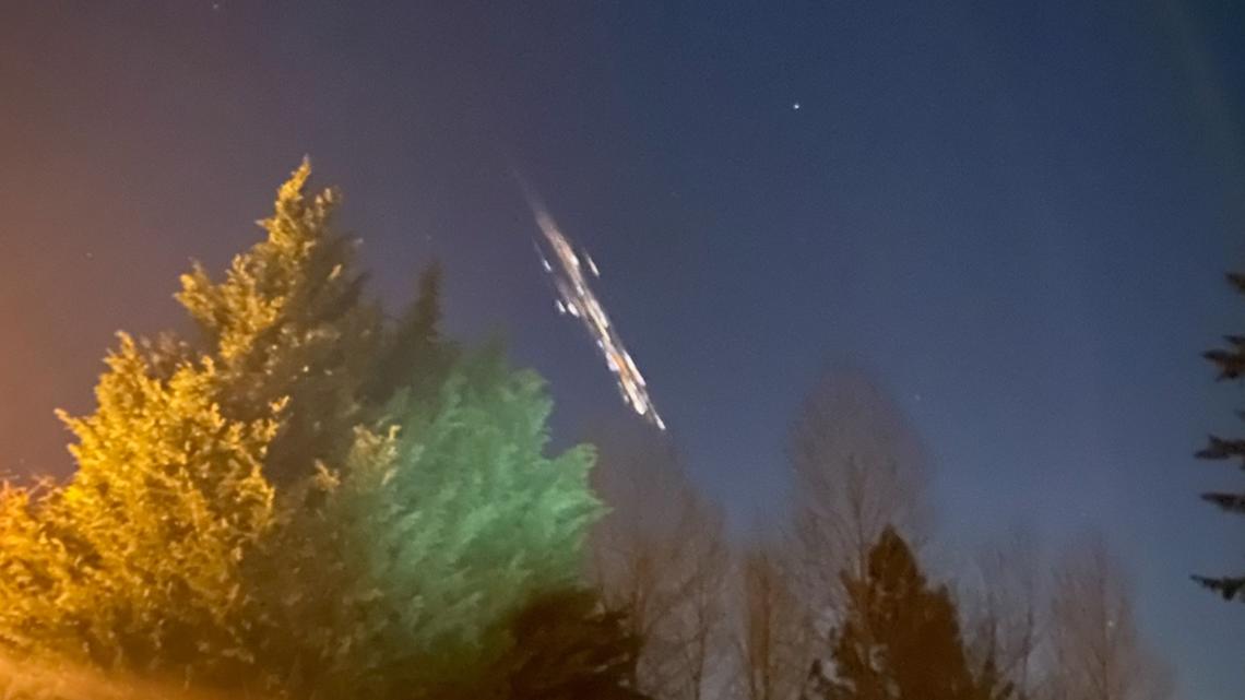 What was that flashing light in the sky in Oregon and Washington? | kgw.com
