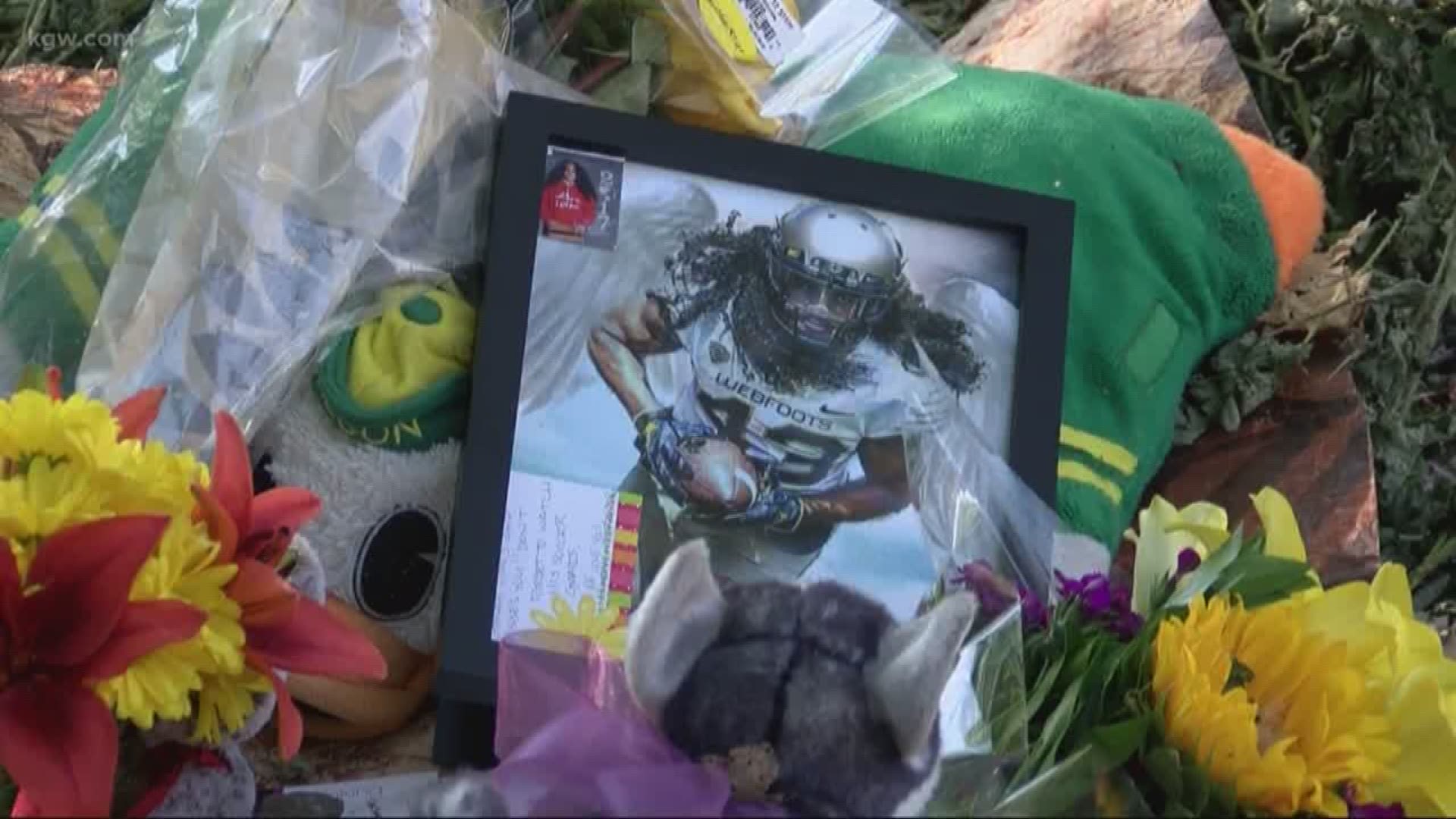 'He will be remembered and missed by all': Oregon AD, coach react to death of former player