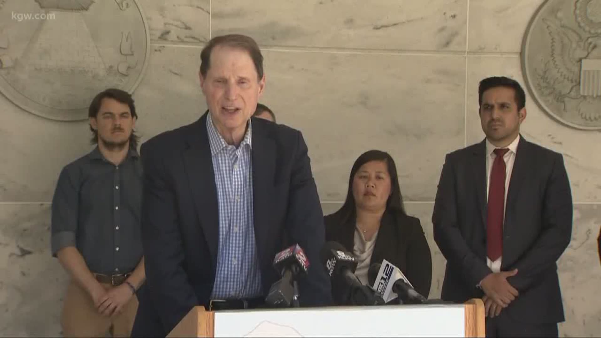 After his visit to Sheridan Federal Prison, where 123 detainees from 16 countries are being held, Oregon Senator Ron Wyden is calling for action.
