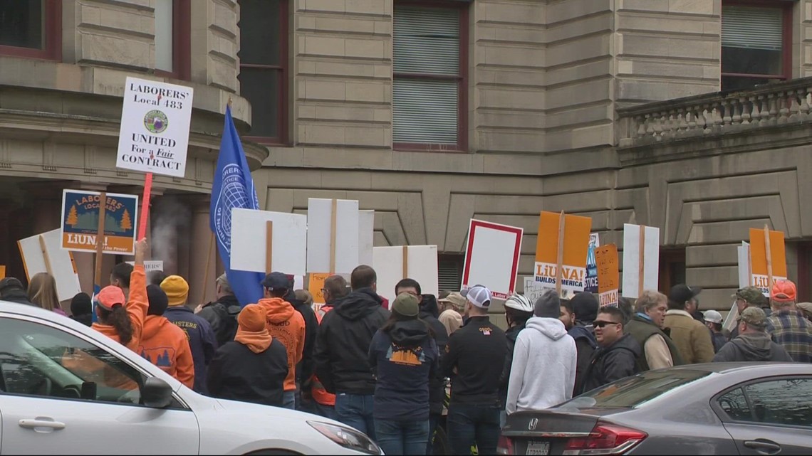 Portland city laborers go on strike