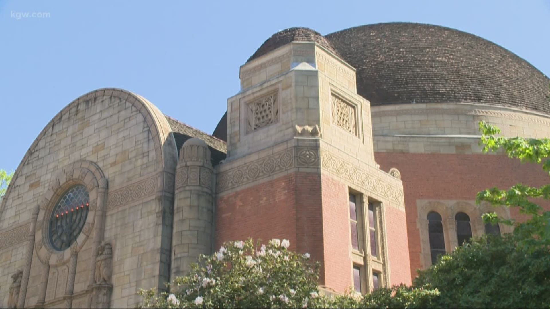 On Sunday at a synagogue in Northeast Portland, we found people nervous after Saturday’s deadly synagogue shooting in California, but determined to worship together and stand up to hate.