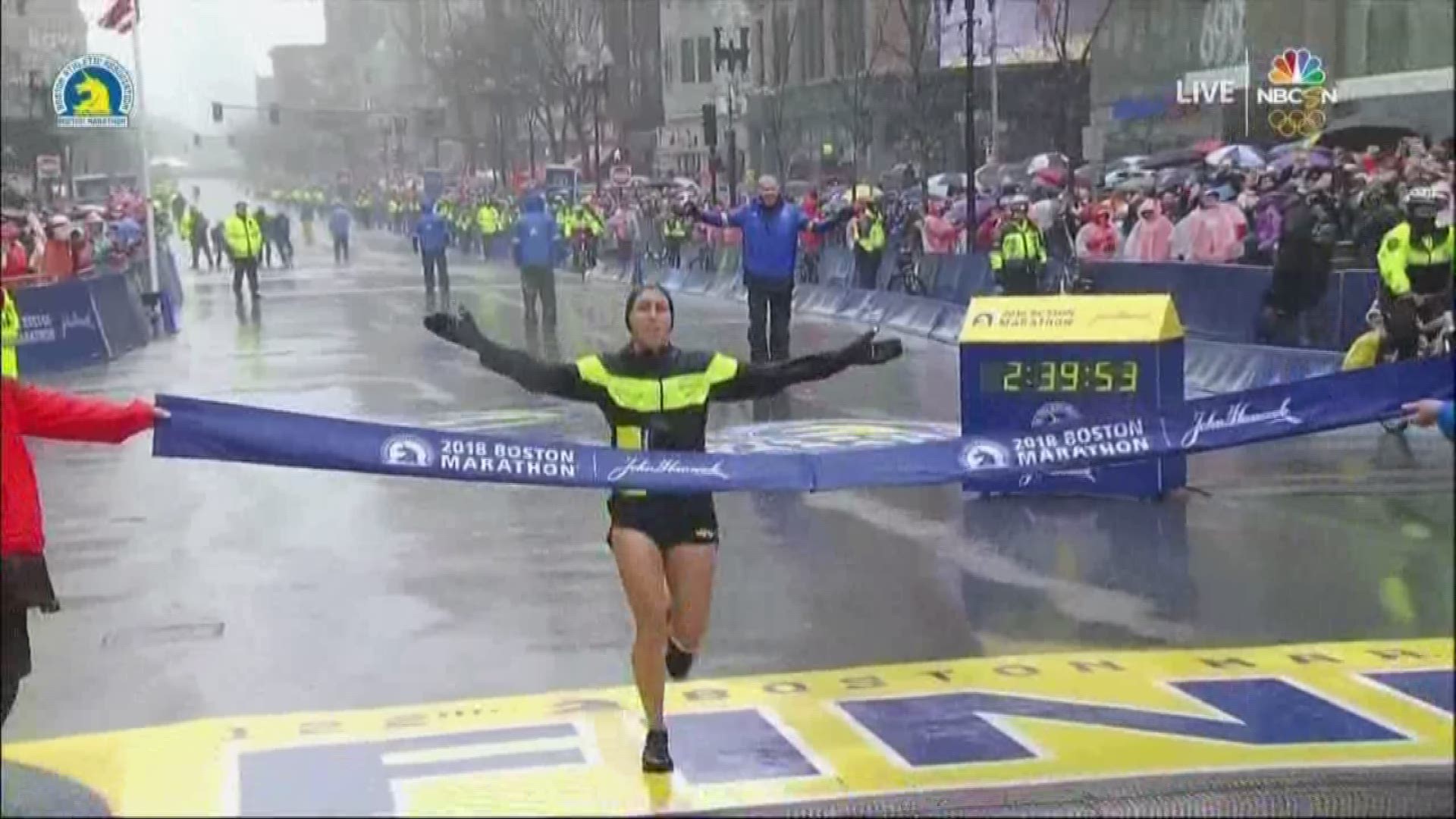 American Desi Linden wins Boston Marathon