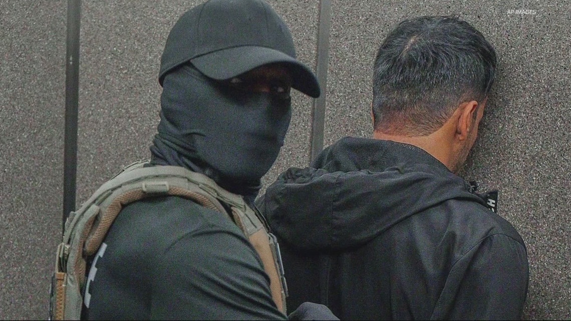 Oregon lawmakers introduce bill to 'ban masked law enforcement,' require visible ID