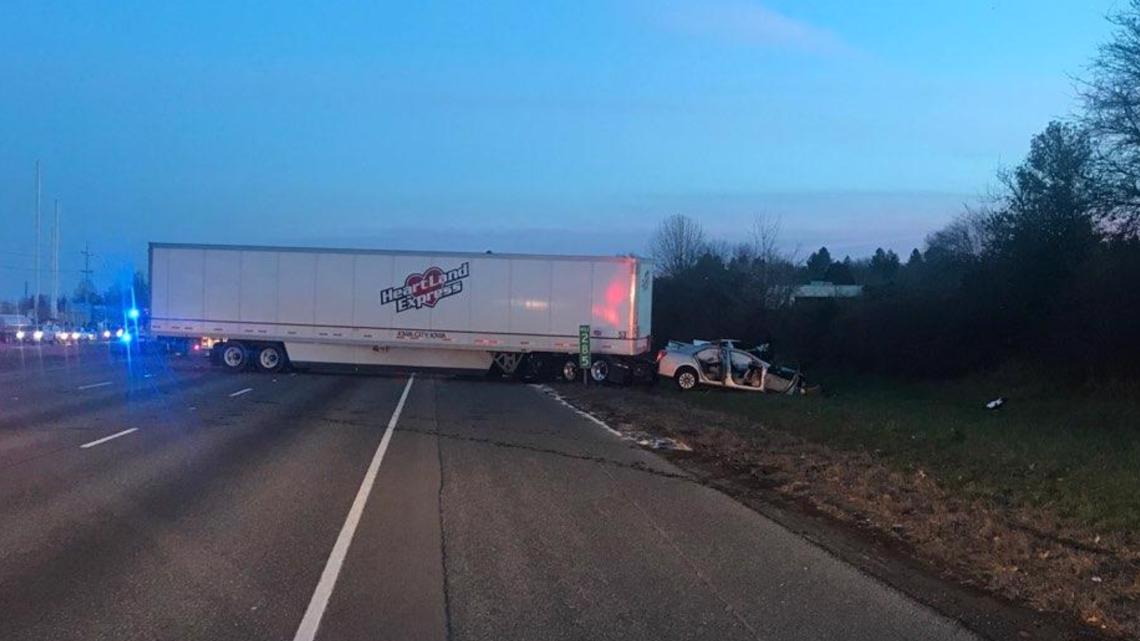 Crash on I5 in Wilsonville