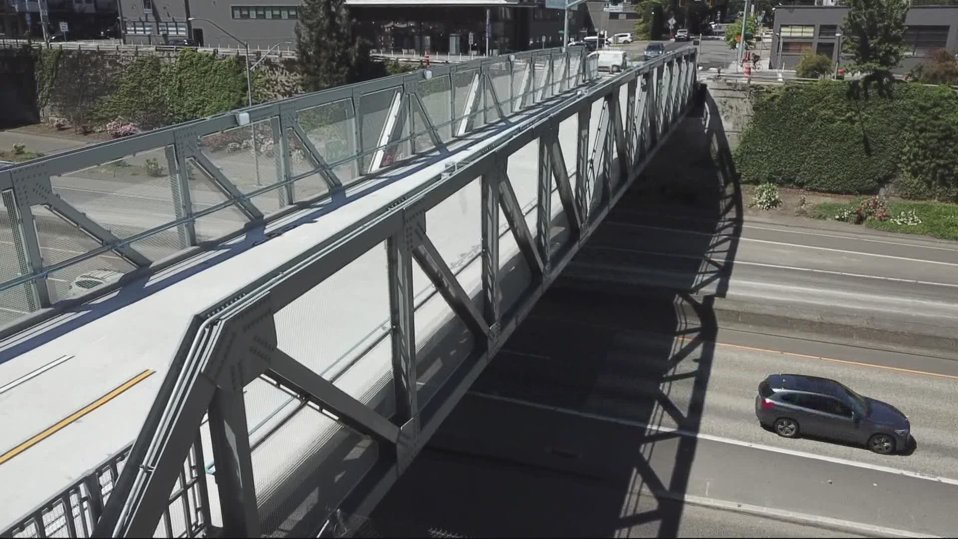 By foot or bicycle, the trip across I-405 from Northwest to the Pearl District is about to get a lot easier. Chris McGinness shows us Flanders Crossing.