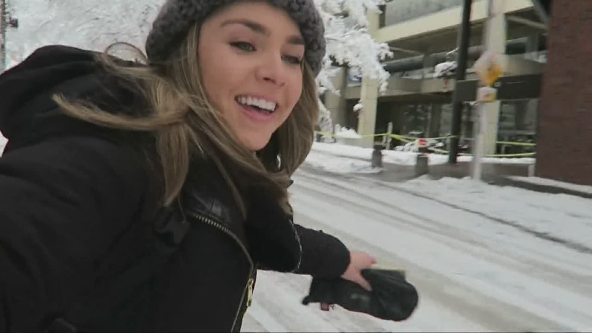 Are you heading up to the mountain this weekend to enjoy the snow?
#TonightwithCassidy