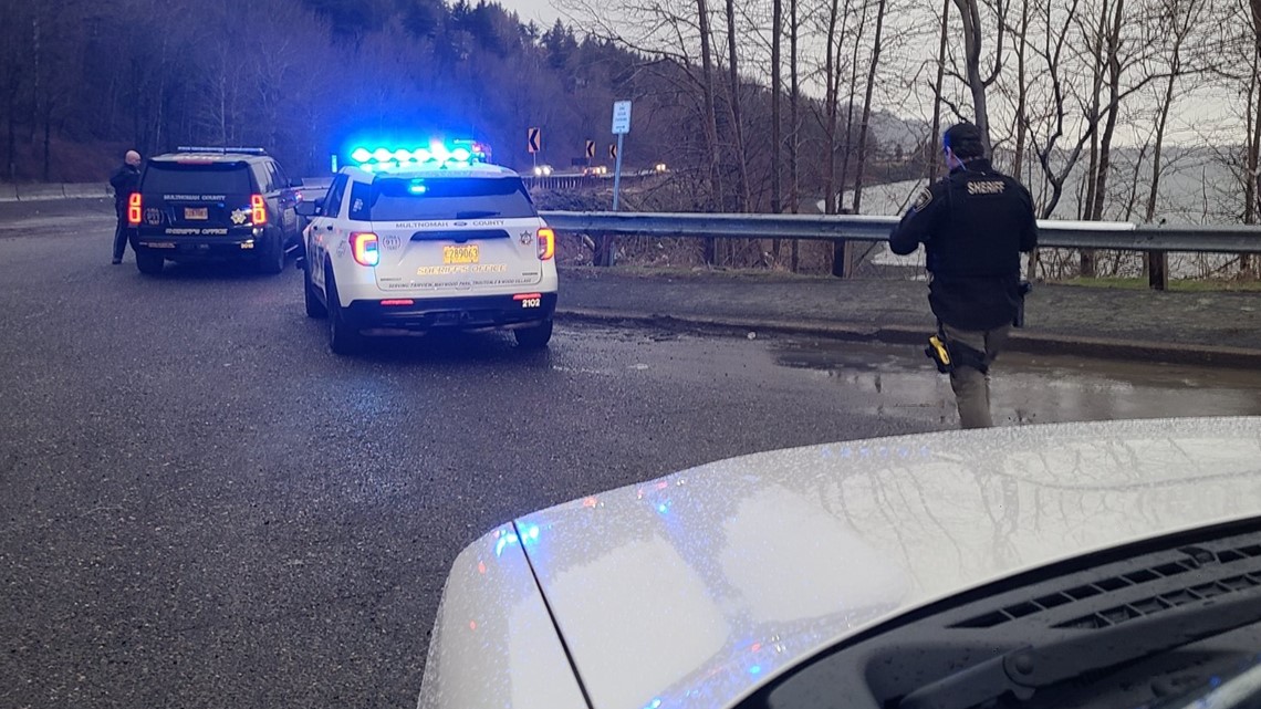 Driver dies after crashing on I-84, landing in Columbia River | kgw.com