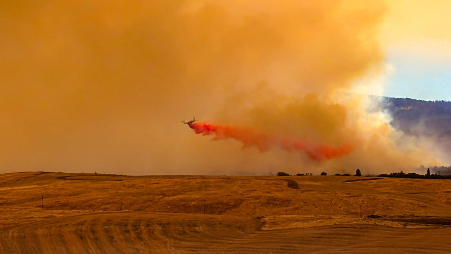 Grasshopper Fire has destroyed 6 homes, more than a dozen outbuildings