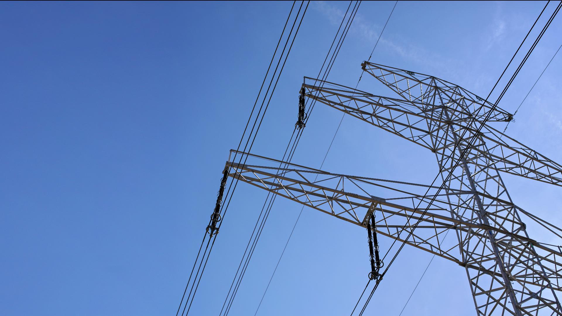 Weather In Portland Weather Impact Alert: Storm knocks out power for thousands in Portland ...