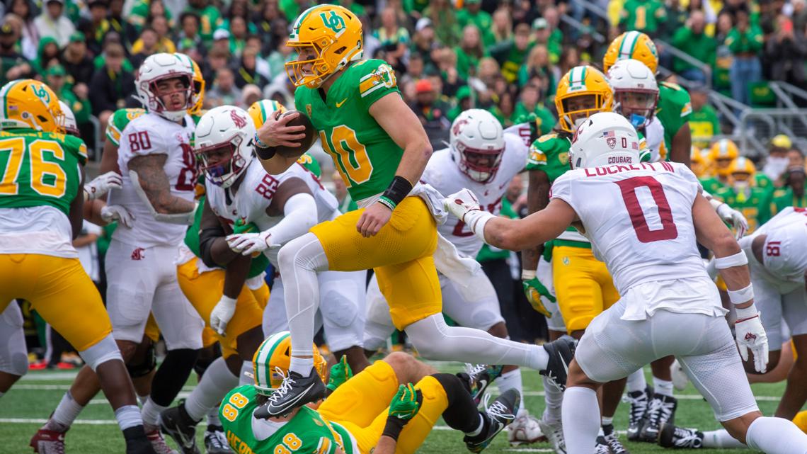 Oregon Ducks beat Washington State Cougars in Eugene