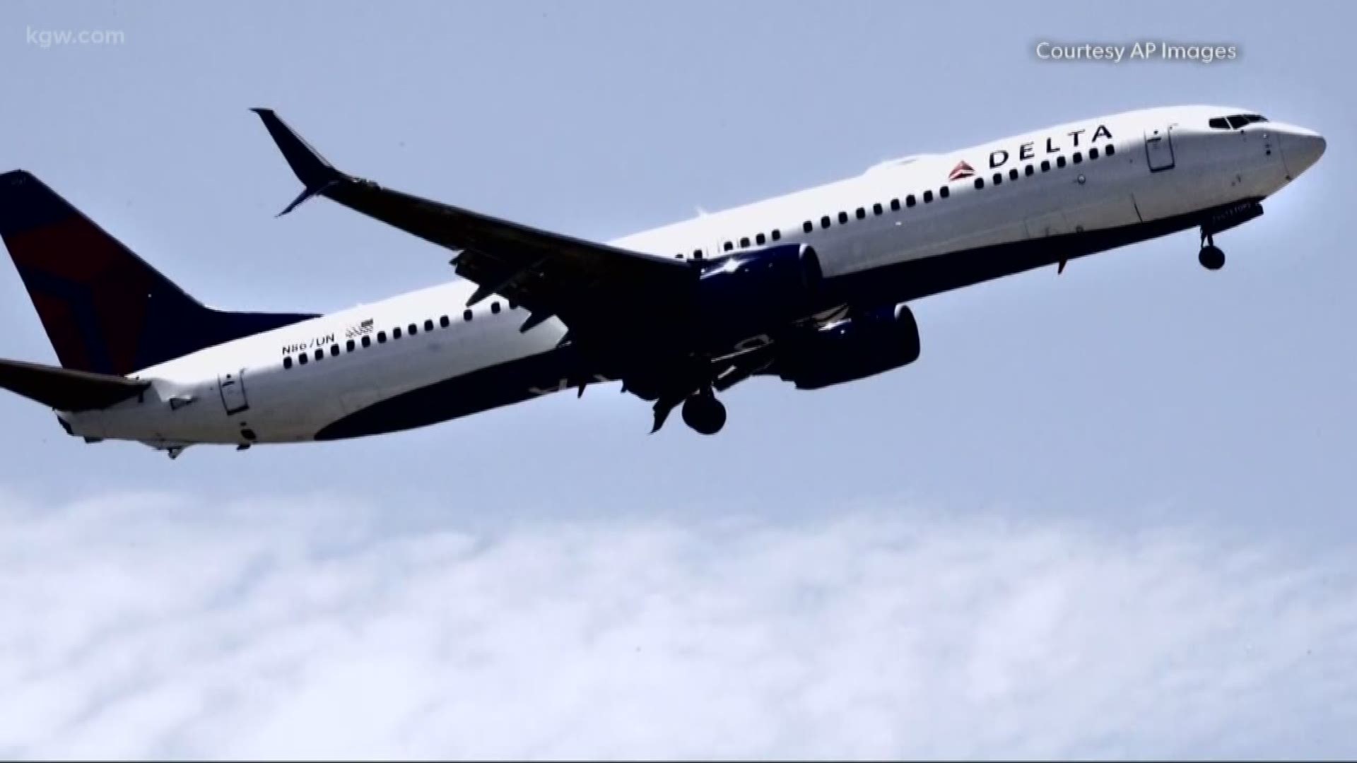 Why students are being forced to return Delta gift cards after getting bumped from a flight.