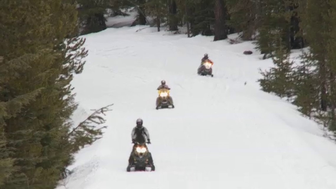 Grant's Getaways: Snowmobiling in Oregon - Vimarsana News
